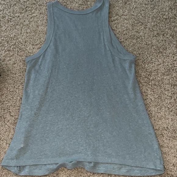 Blue tank - Picture 1 of 1